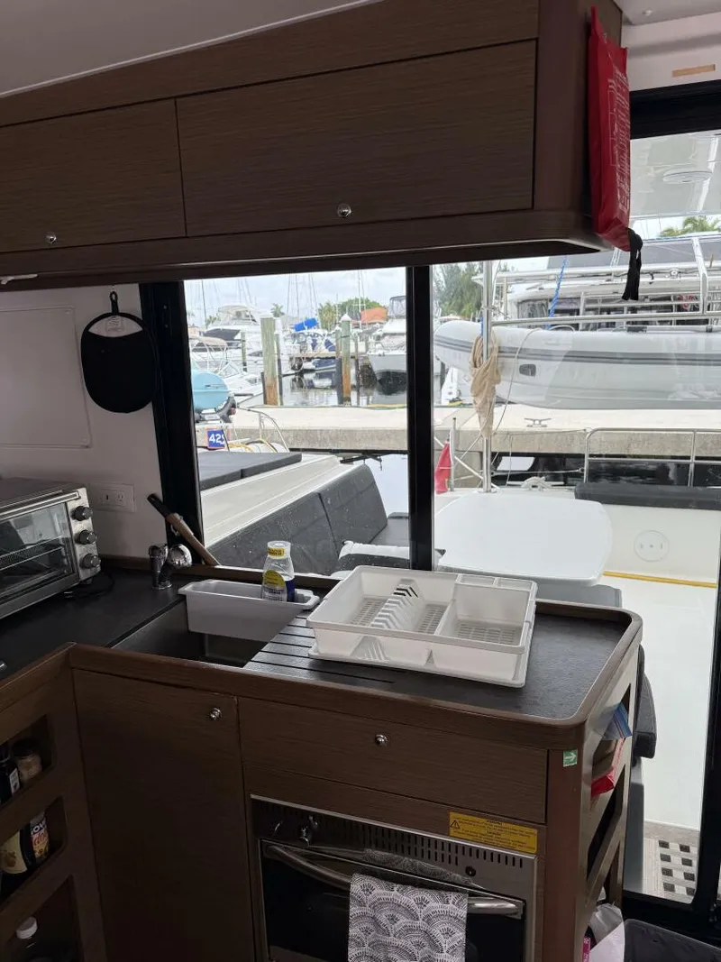 Slide: The Image of Lagoon Lagoon 42 2019 - 12