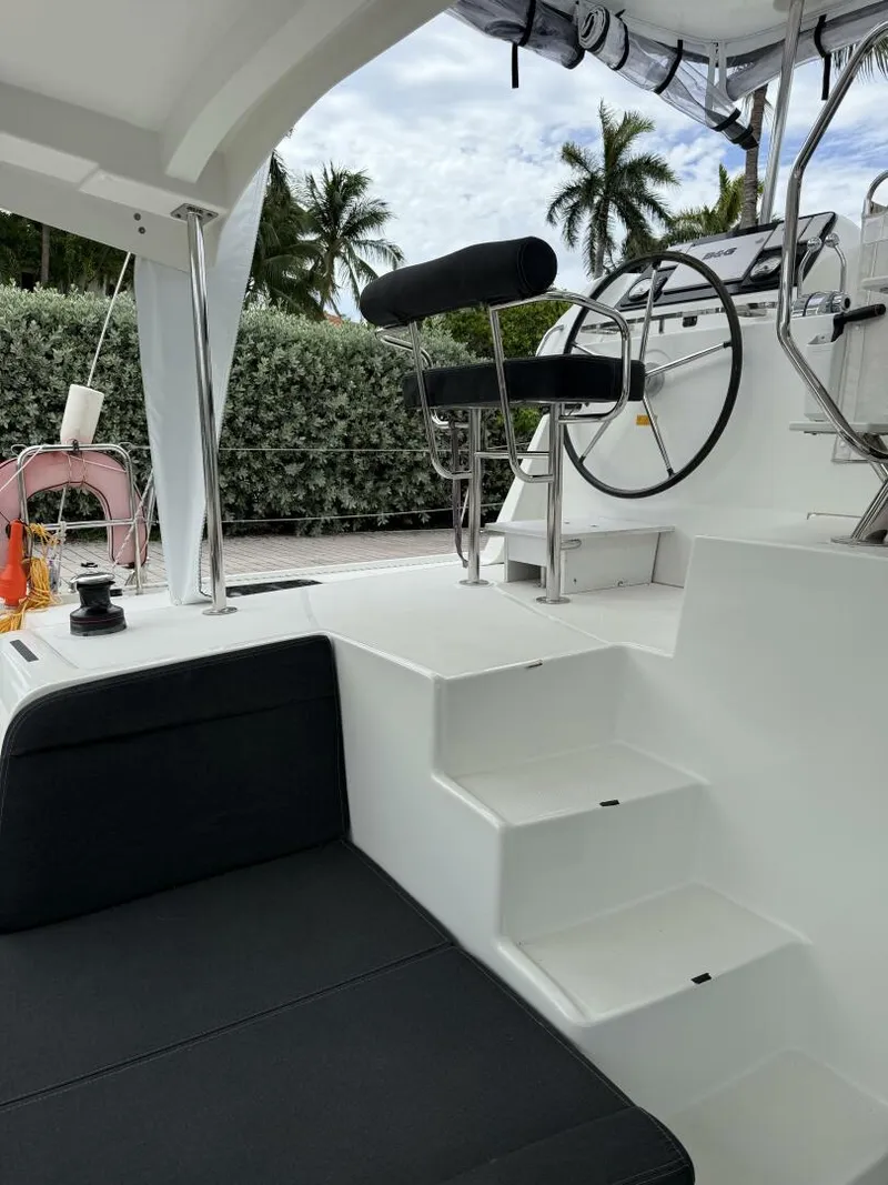 Slide: The Image of Lagoon Lagoon 42 2019 - 6
