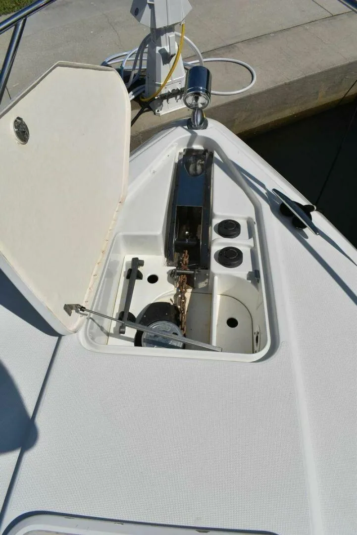 Slide: The Image of Formula 37 Performance Cruiser 2005 - 24