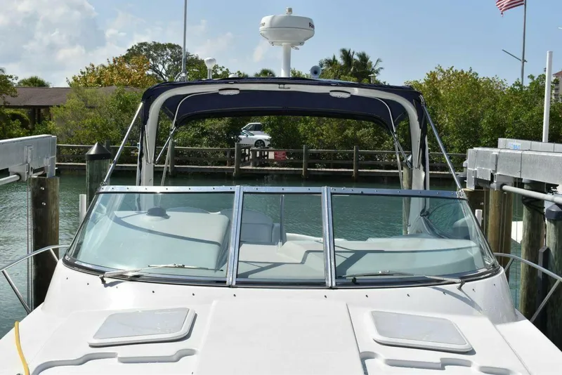 Slide: The Image of Formula 37 Performance Cruiser 2005 - 26