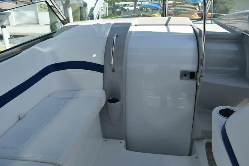 Slide: The Image of Formula 37 Performance Cruiser 2005 - 27
