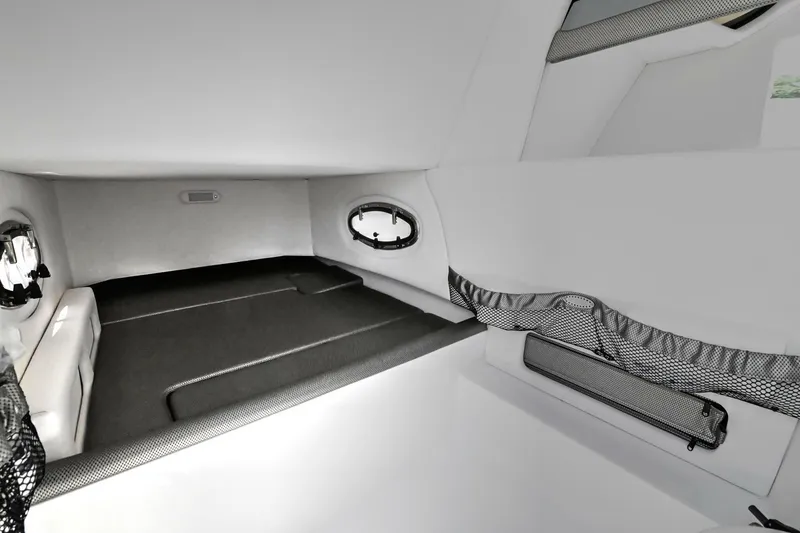 Slide: The Image of Nor-Tech 340 Sport 2020 - 27