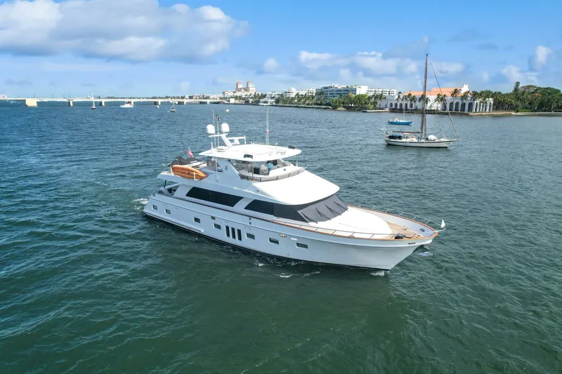 Slide: The Image of Ocean Alexander 83 2010 - 10