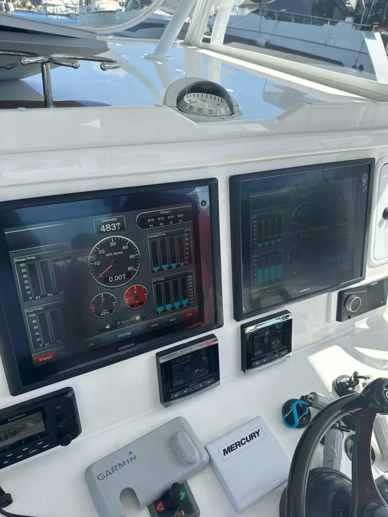 Slide: The Image of Invincible Open Fisherman 2016 - 11