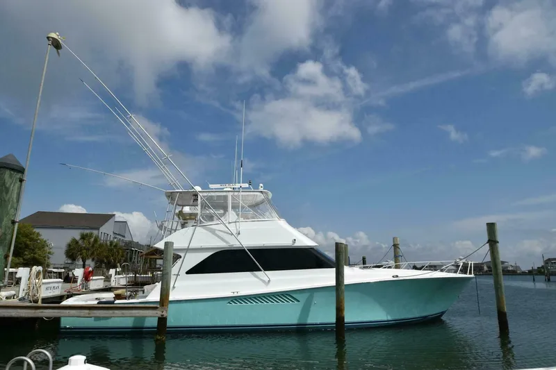 Slide: The Image of Viking 55 Convertible 2000 - 25