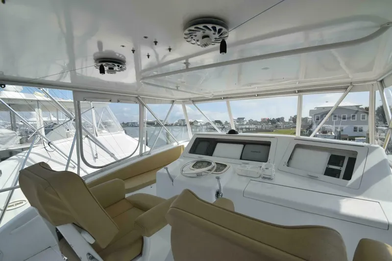 Slide: The Image of Viking 55 Convertible 2000 - 36