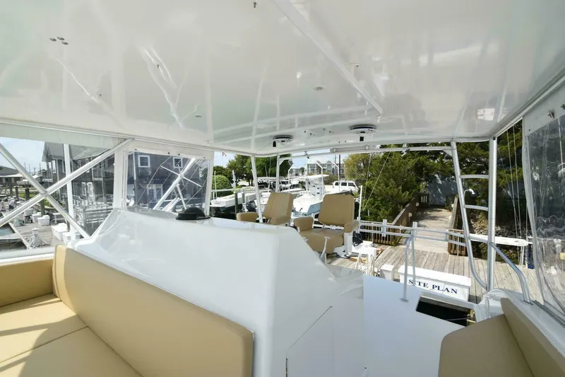 Slide: The Image of Viking 55 Convertible 2000 - 39