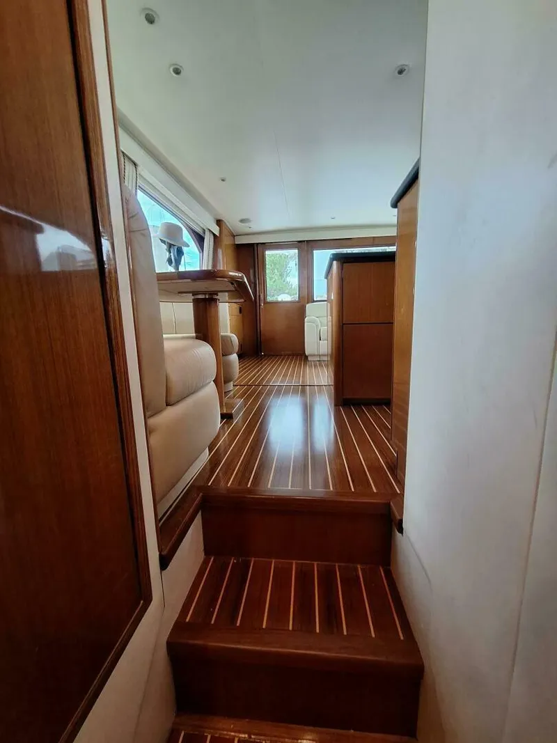 Slide: The Image of Viking 55 Convertible 2000 - 53