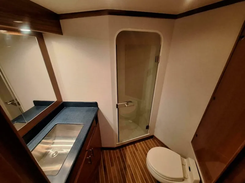 Slide: The Image of Viking 55 Convertible 2000 - 60