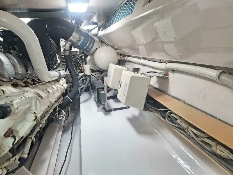 Slide: The Image of Viking 55 Convertible 2000 - 73