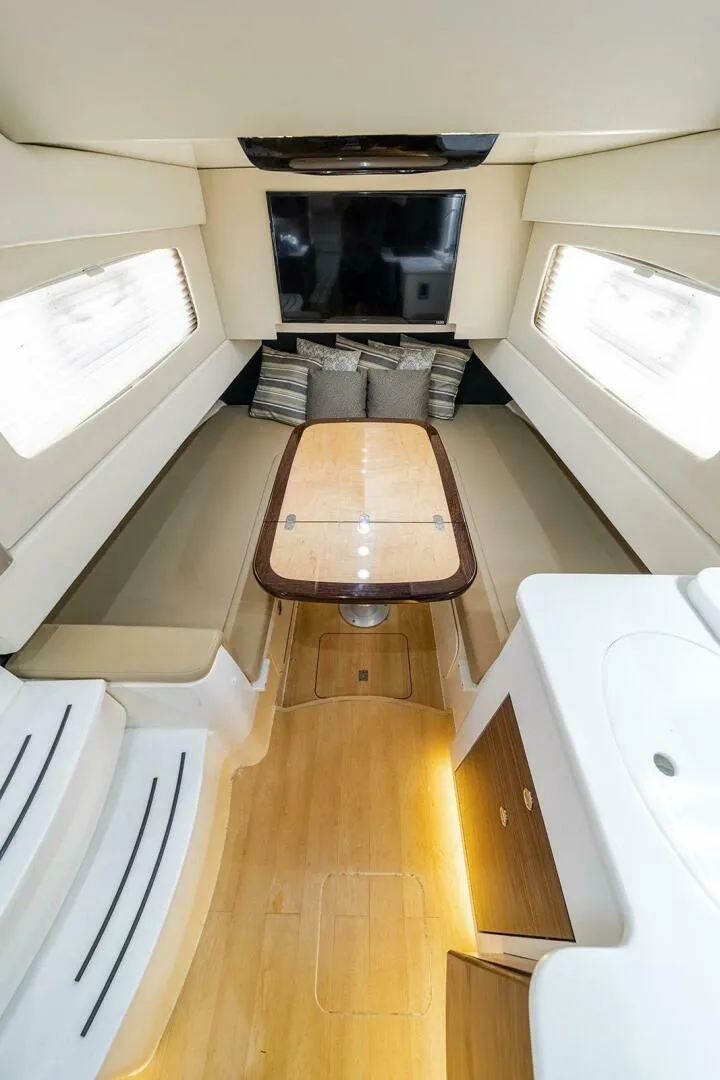 Slide: The Image of Scout 420 LXF 2020 - 30