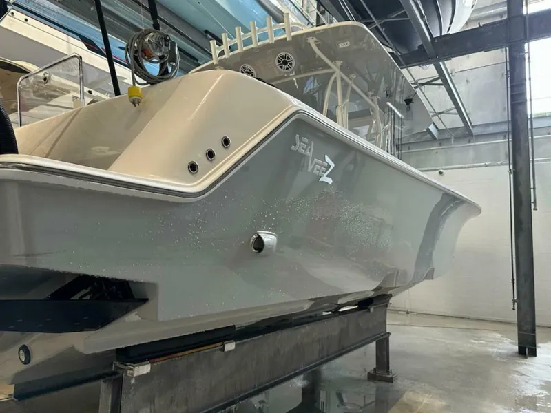 Slide: The Image of SeaVee 390z Center Console 2022 - 36