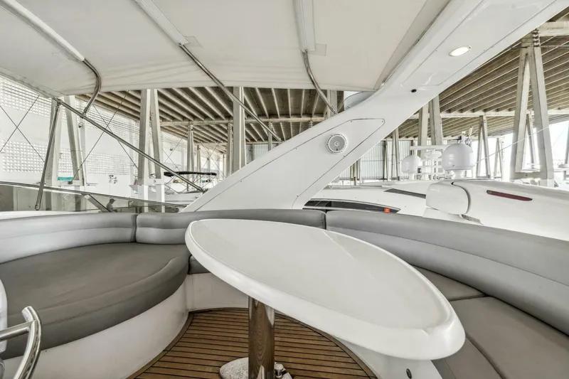 Slide: The Image of Azimut 55 flybridge 2005 - 11