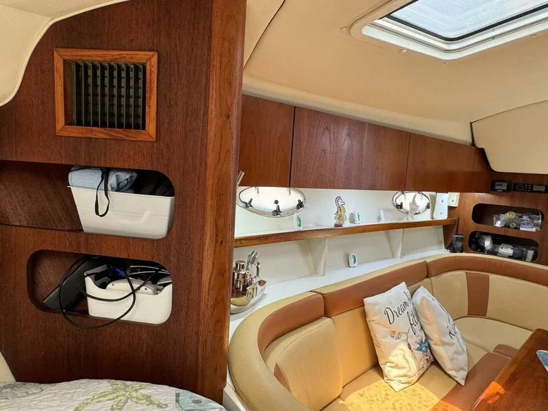 Slide: The Image of Tiara 3100 Open 2000 - 16