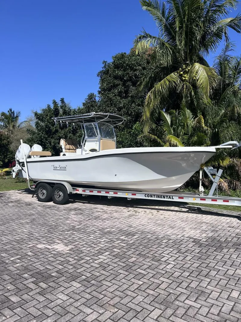 The Image of Dusky 278 CENTER CONSOLE 2022 - 0