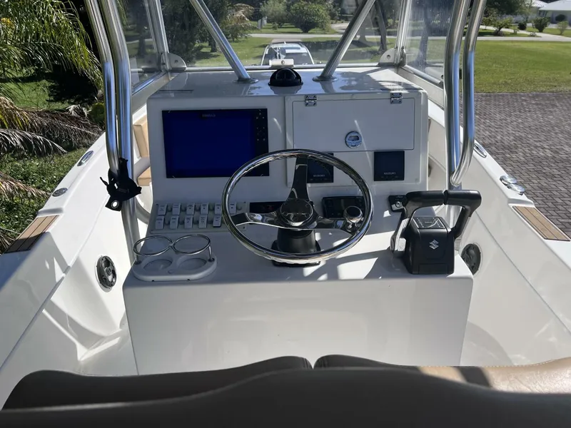 Slide: The Image of Dusky 278 CENTER CONSOLE 2022 - 11