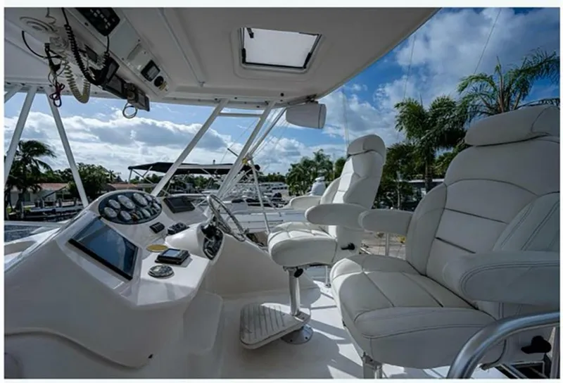 Slide: The Image of Riviera 42 Convertible 2004 - 7