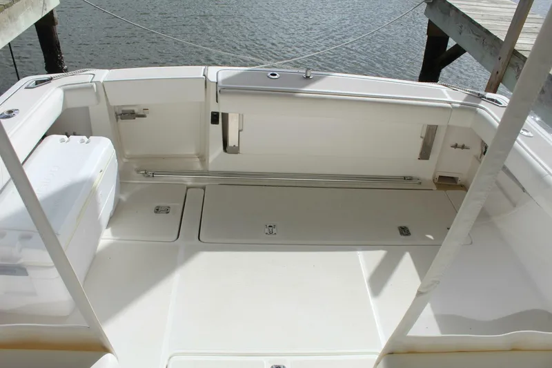 Slide: The Image of Pursuit 3400 Express 2001 - 11