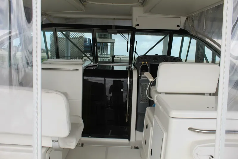 Slide: The Image of Pursuit 3400 Express 2001 - 5