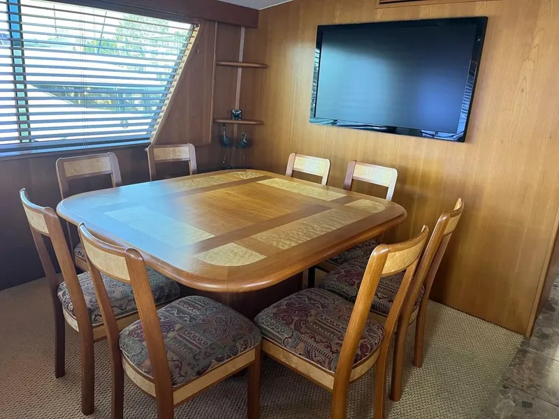 Slide: The Image of Hatteras 70' Cockpit Motor Yacht 1986 - 21