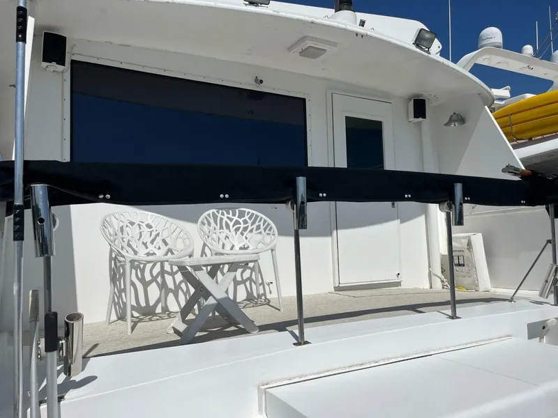Slide: The Image of Hatteras 70' Cockpit Motor Yacht 1986 - 47