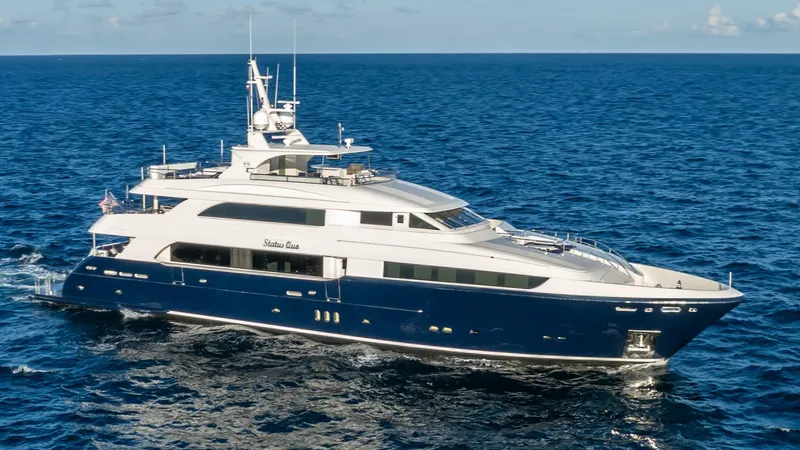 The Image of Horizon Model Tri-Deck 2009 - 0