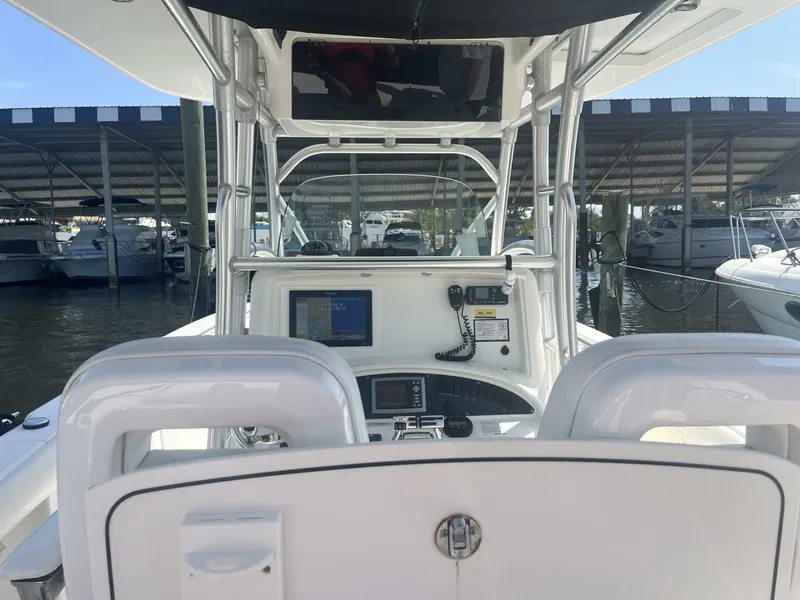 Slide: The Image of Boston Whaler 32 Outrage 2008 - 11