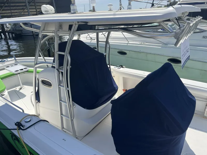 Slide: The Image of Boston Whaler 32 Outrage 2008 - 20