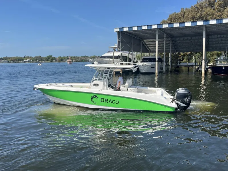 Slide: The Image of Boston Whaler 32 Outrage 2008 - 3