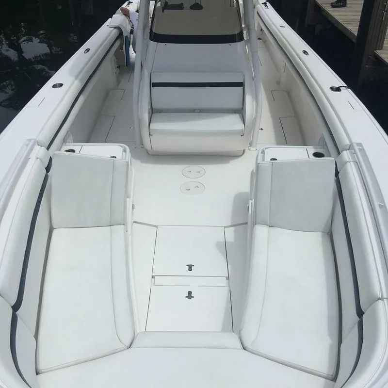 Slide: The Image of Intrepid 375 Center Console 2015 - 7