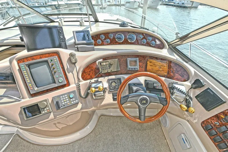 Slide: The Image of Sea Ray 460 Sundancer 2000 - 13