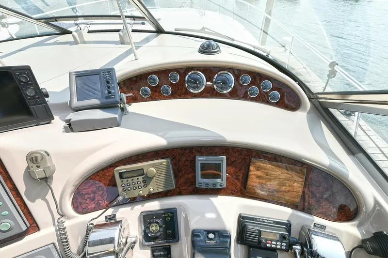 Slide: The Image of Sea Ray 460 Sundancer 2000 - 15
