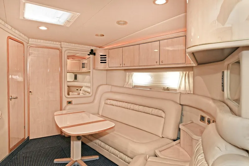 Slide: The Image of Sea Ray 460 Sundancer 2000 - 20