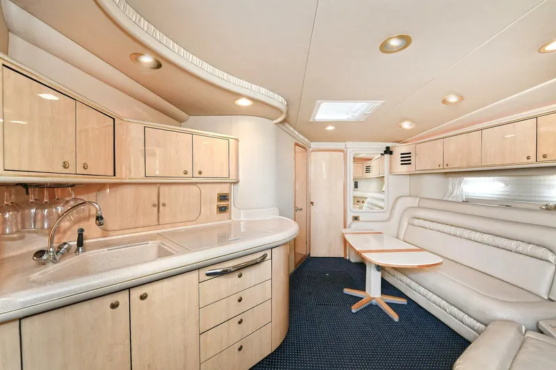 Slide: The Image of Sea Ray 460 Sundancer 2000 - 21