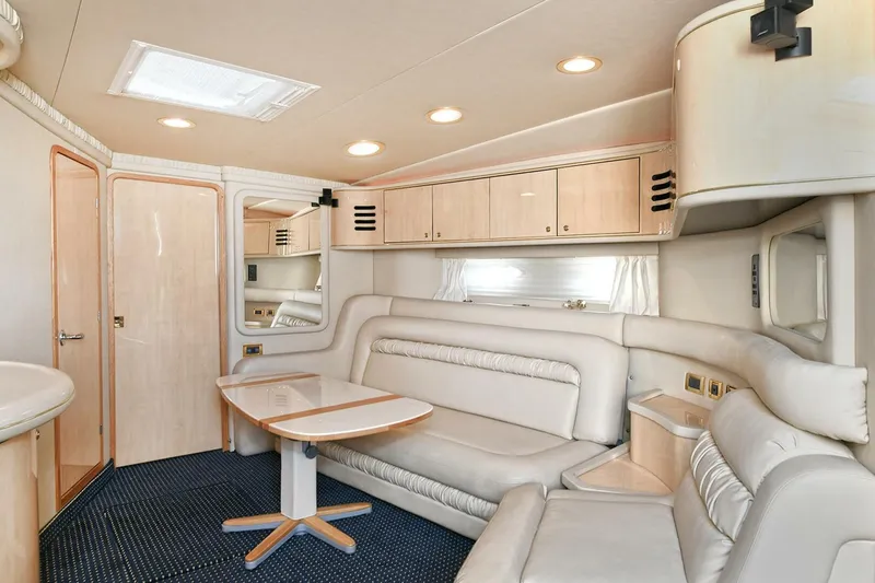 Slide: The Image of Sea Ray 460 Sundancer 2000 - 22