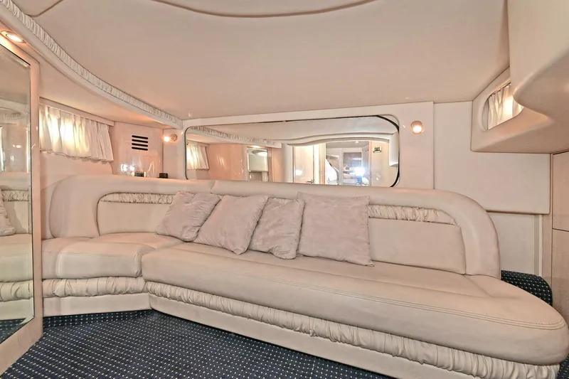 Slide: The Image of Sea Ray 460 Sundancer 2000 - 33