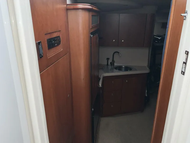 Slide: The Image of Cruisers Yachts 35 Express 2002 - 11