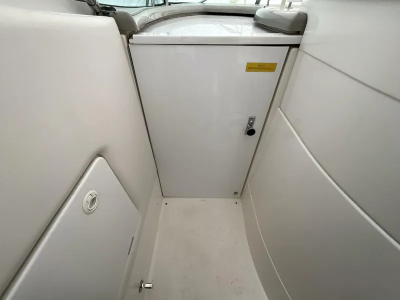 Slide: The Image of Cruisers Yachts 35 Express 2002 - 9