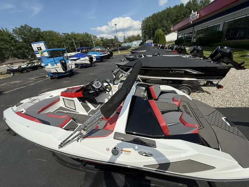 Slide: The Image of Scarab 165 LX 2026 - 9