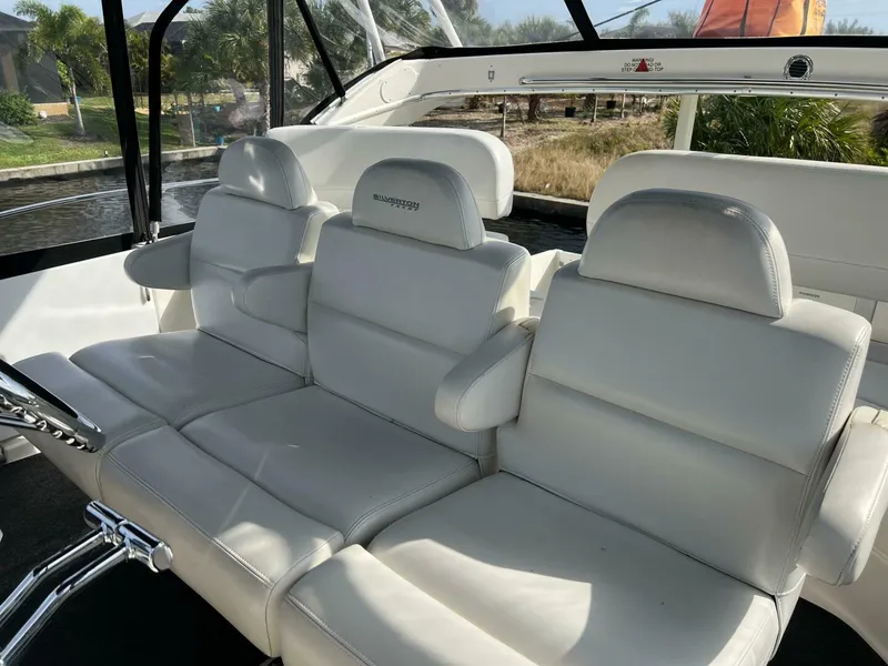 Slide: The Image of Silverton 39 Motor Yacht 2002 - 4