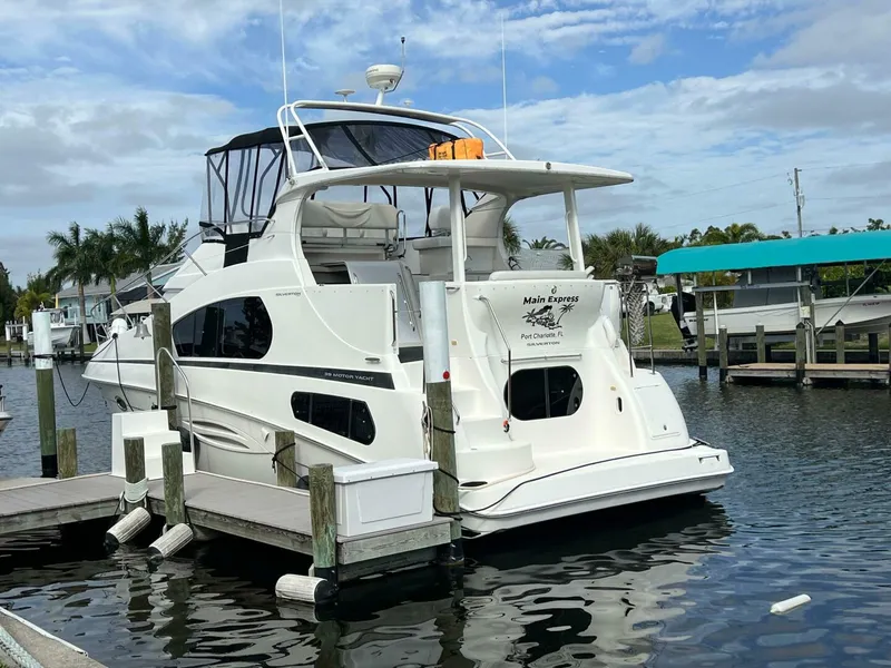 Slide: The Image of Silverton 39 Motor Yacht 2002 - 6