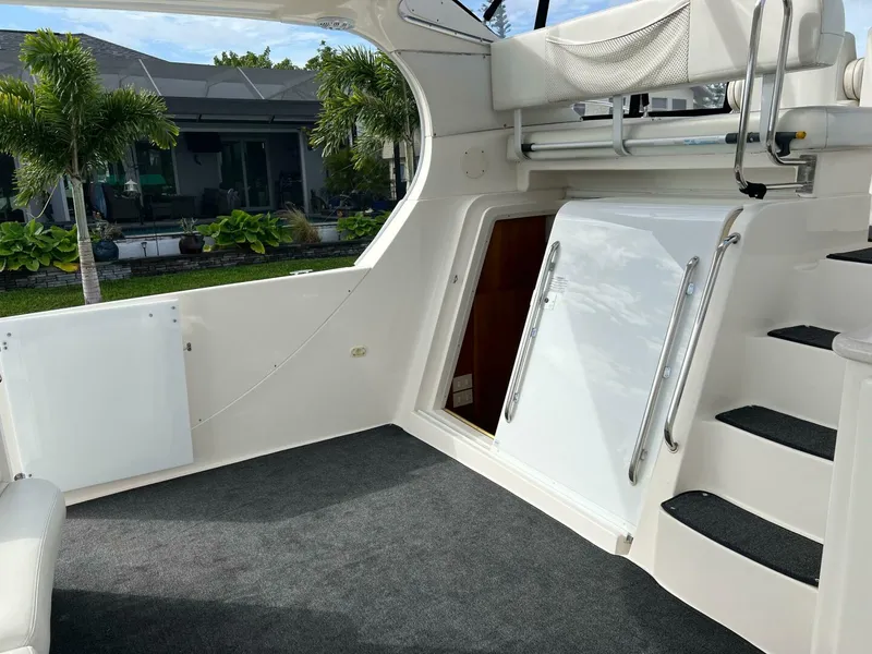 Slide: The Image of Silverton 39 Motor Yacht 2002 - 8