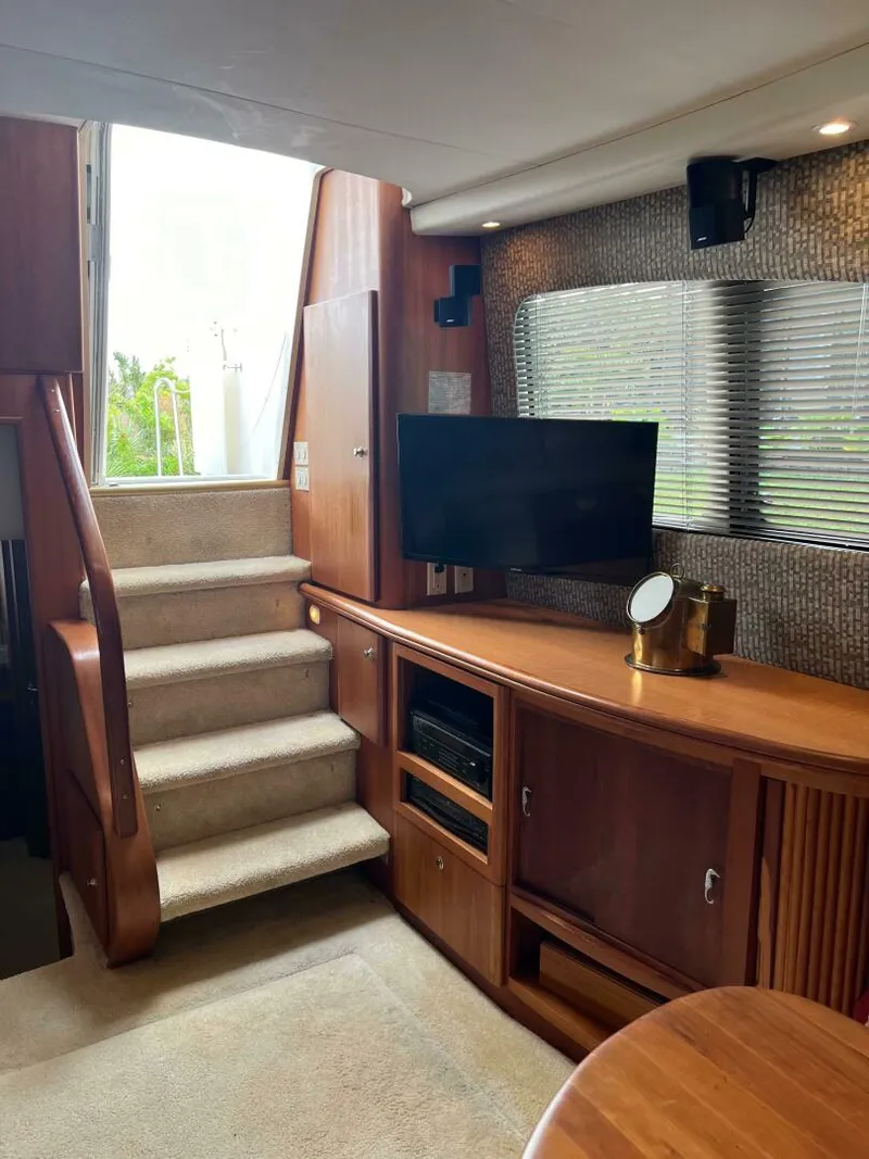 Slide: The Image of Silverton 39 Motor Yacht 2002 - 9