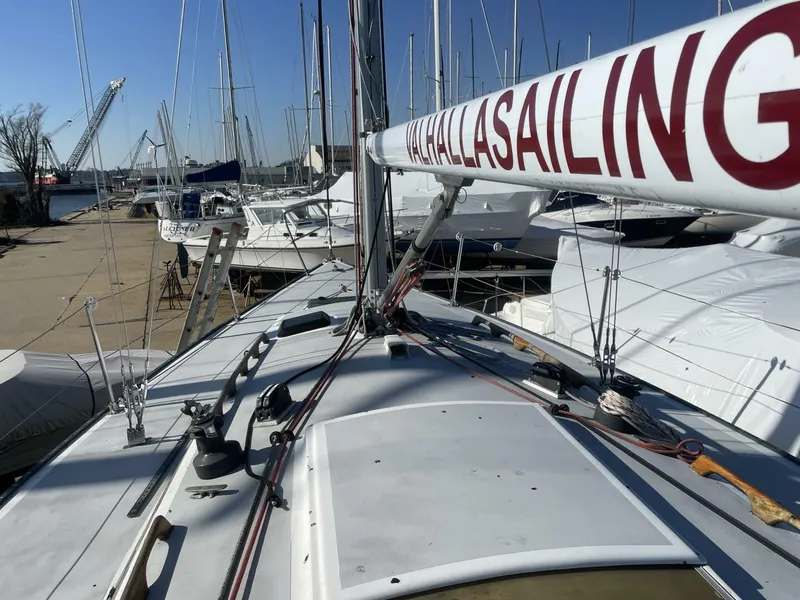Slide: The Image of J Boats J35 1986 - 10