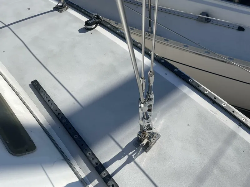 Slide: The Image of J Boats J35 1986 - 15