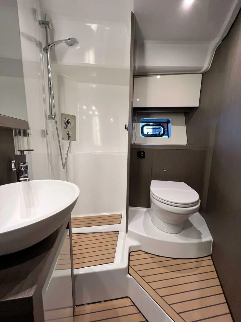 Slide: The Image of Beneteau Gran Turismo 45 2024 - 15