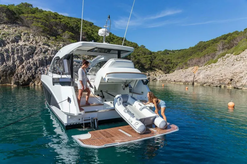 Slide: The Image of Beneteau Gran Turismo 45 2024 - 20