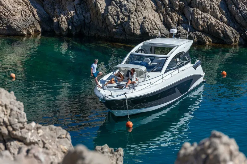 Slide: The Image of Beneteau Gran Turismo 45 2024 - 23