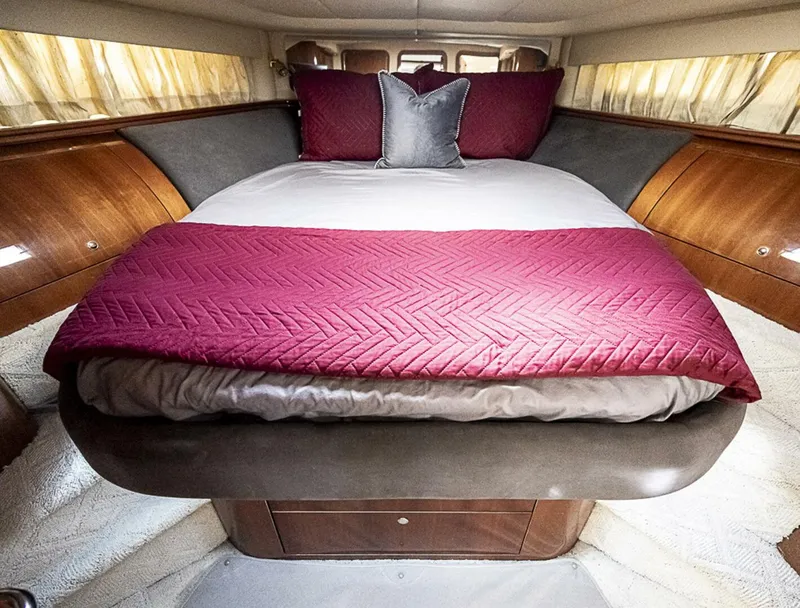 Slide: The Image of Sea Ray 550 Sundancer 2002 - 25