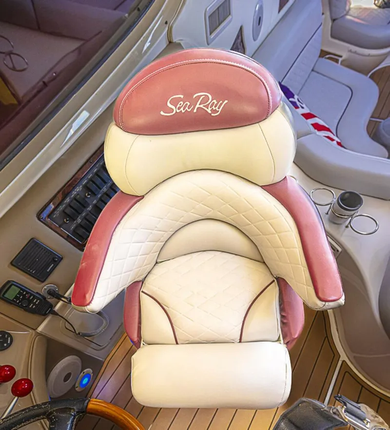 Slide: The Image of Sea Ray 550 Sundancer 2002 - 45